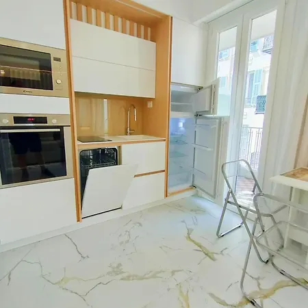 France 105 Super 2 Pers Wifi Ac *