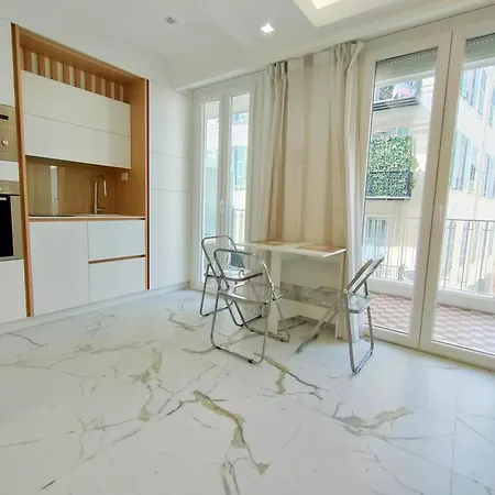 France 105 Super 2 Pers Wifi Ac